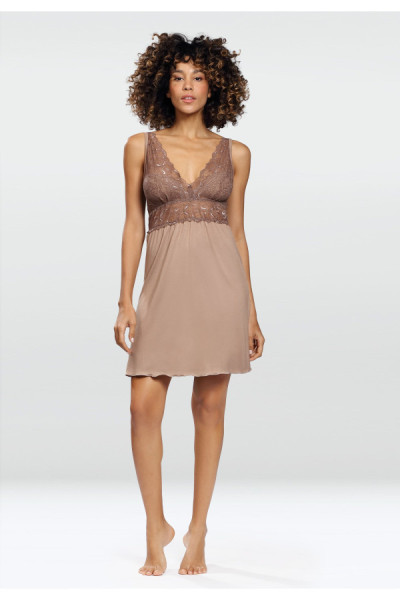 Naktinukai Evelina Cappucino